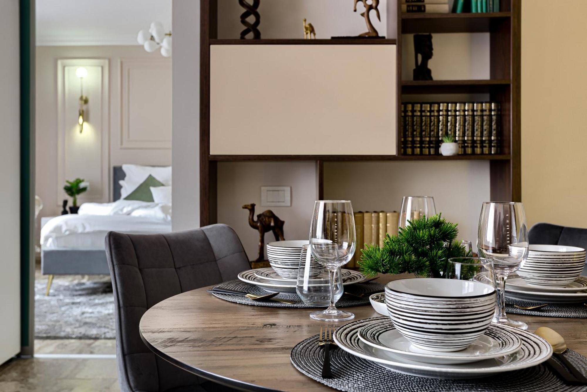 Sika Royal Garden & Spa Central Apartment Arad Exterior foto